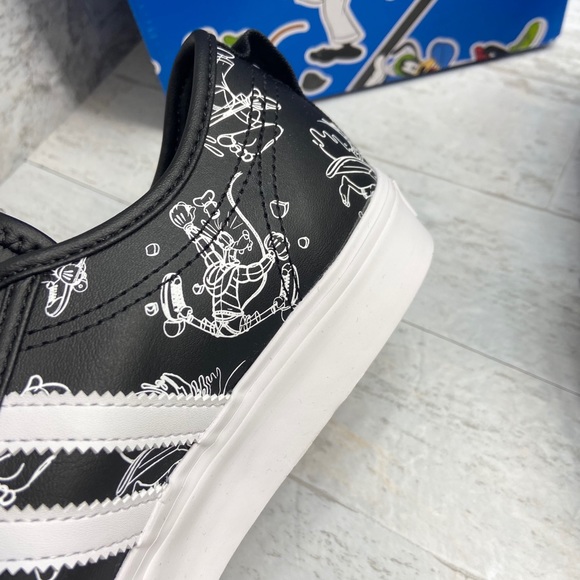 Adidas Disney Goofy Nizza Sneakers - Picture 12 of 16